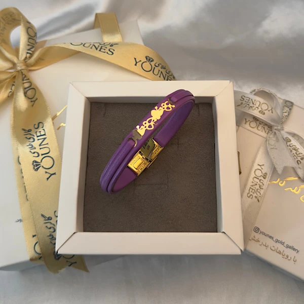 تصویر دوم دستبند طلا زنانه چرم پروانه ای